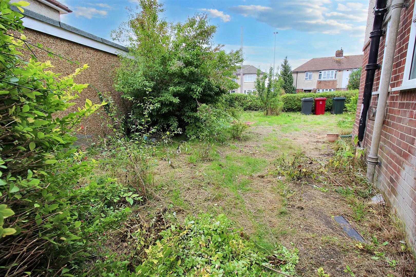 3 bed property in Beverley Road, Reading